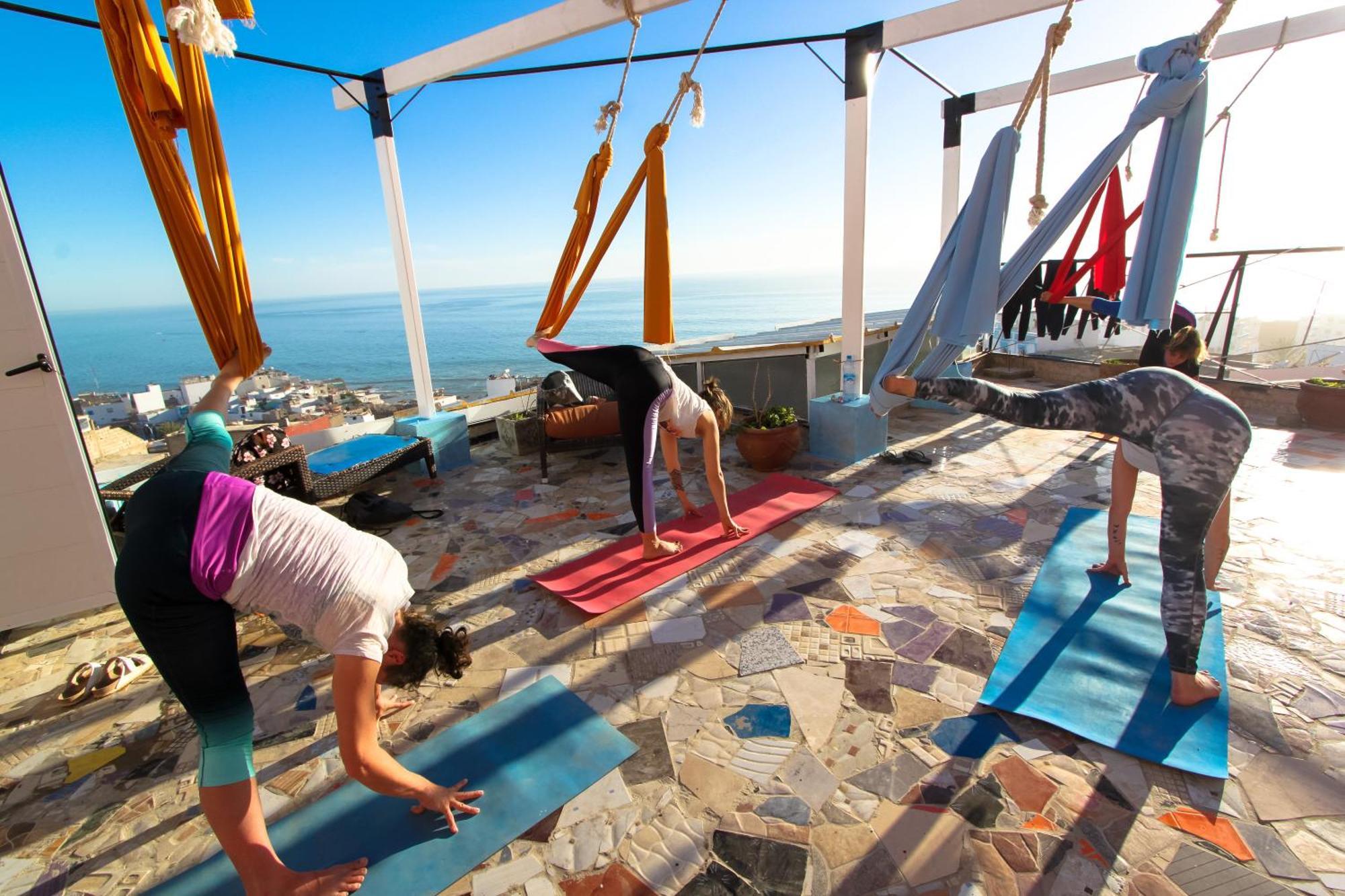Bed and Breakfast Adventurekeys Surf Yoga Cowork Taghazout Exterior foto