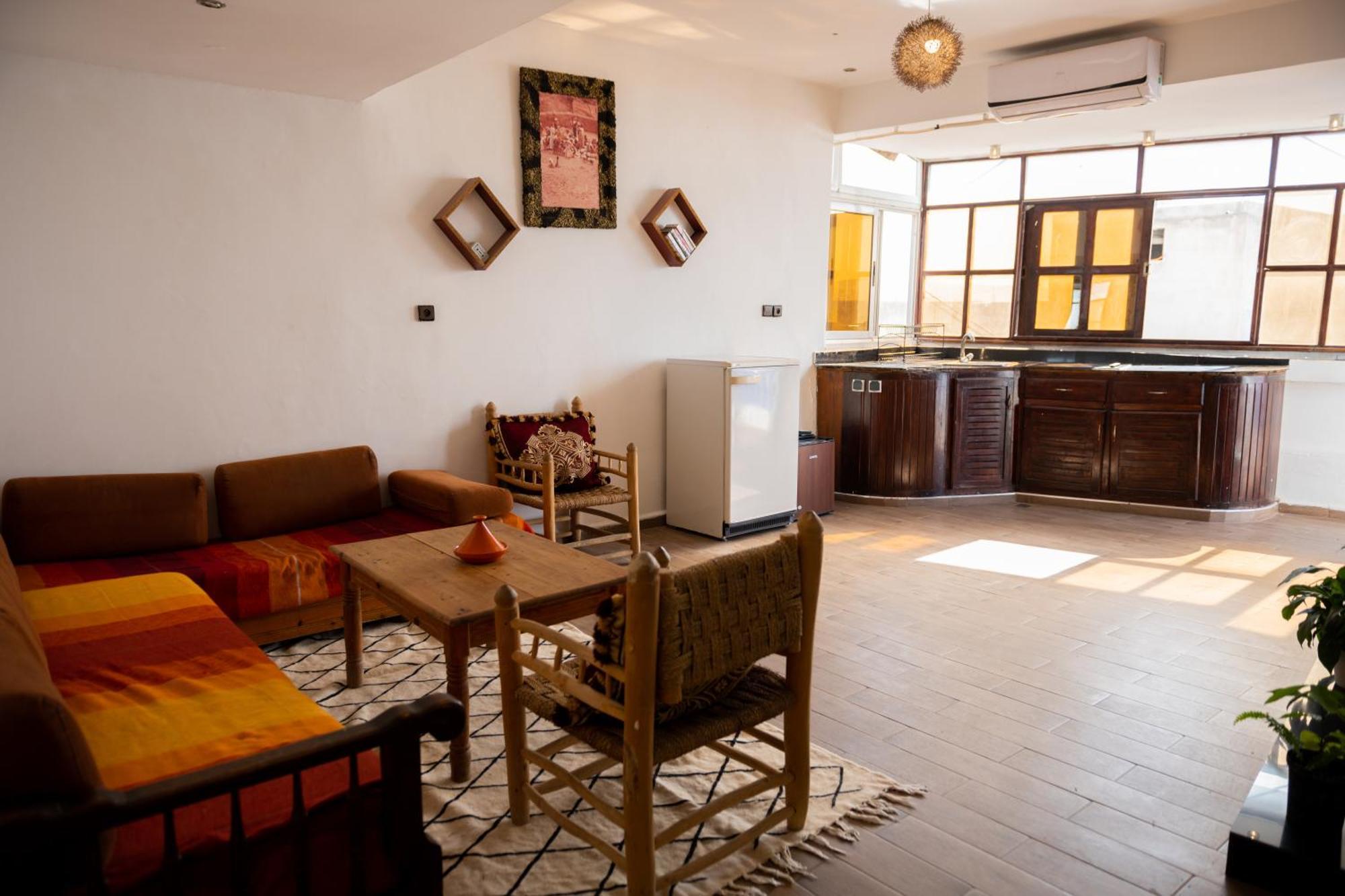 Bed and Breakfast Adventurekeys Surf Yoga Cowork Taghazout Exterior foto