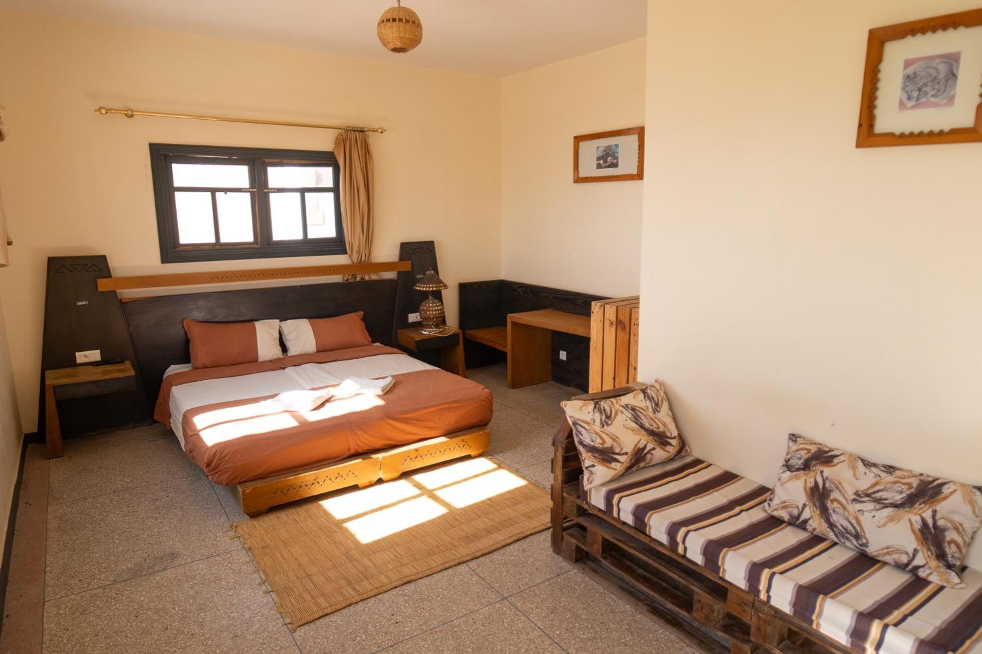 Bed and Breakfast Adventurekeys Surf Yoga Cowork Taghazout Exterior foto